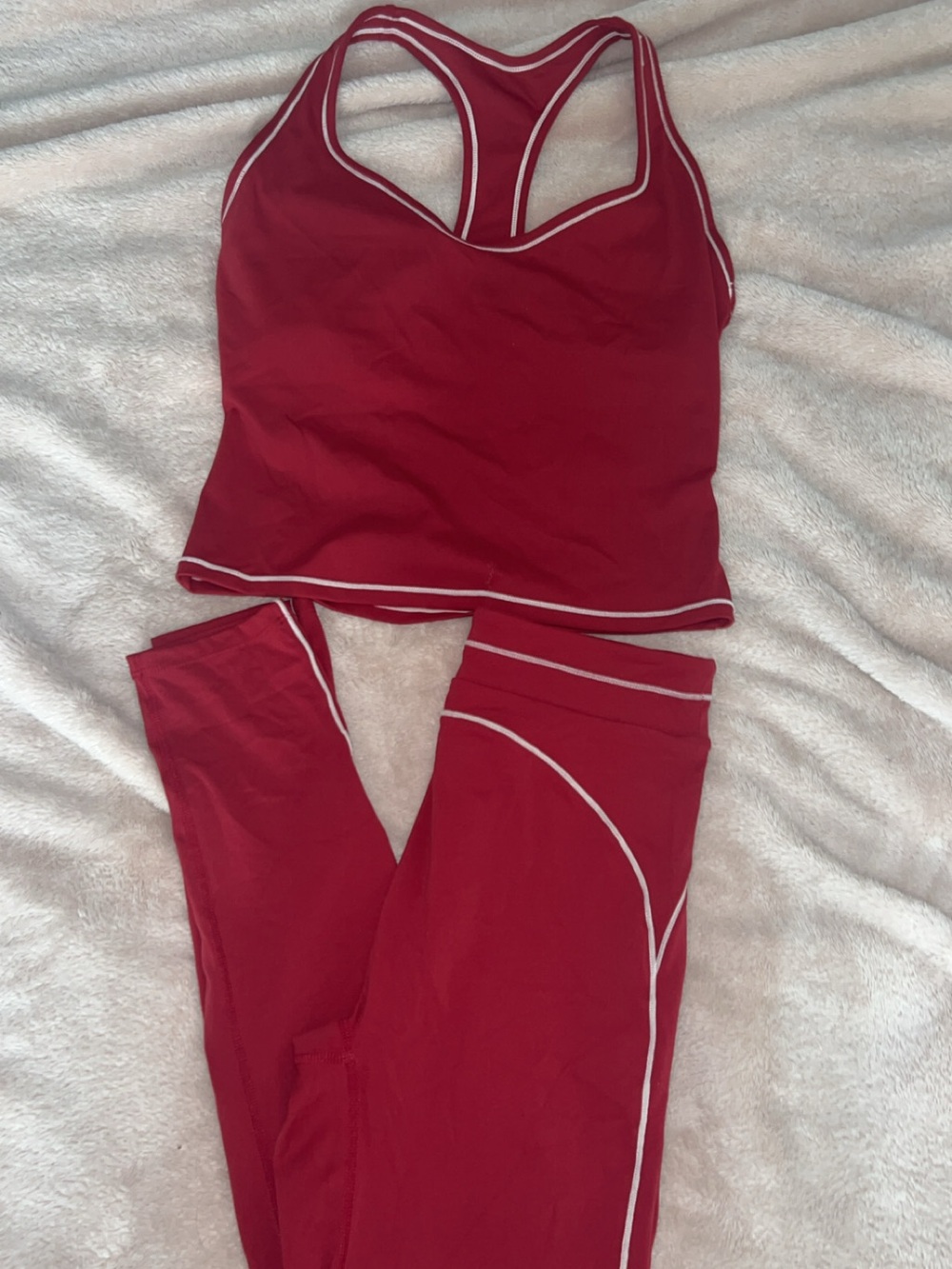 Seamless red/white contrast legging & sports bra set